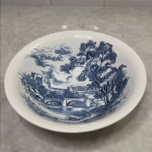 Wedgwood Countryside Blue Transferware round serving bowl 1960’s collectible